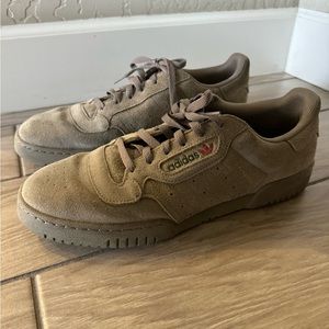 Men’s Adidas Yeezy Powerphase Calabasas size 13